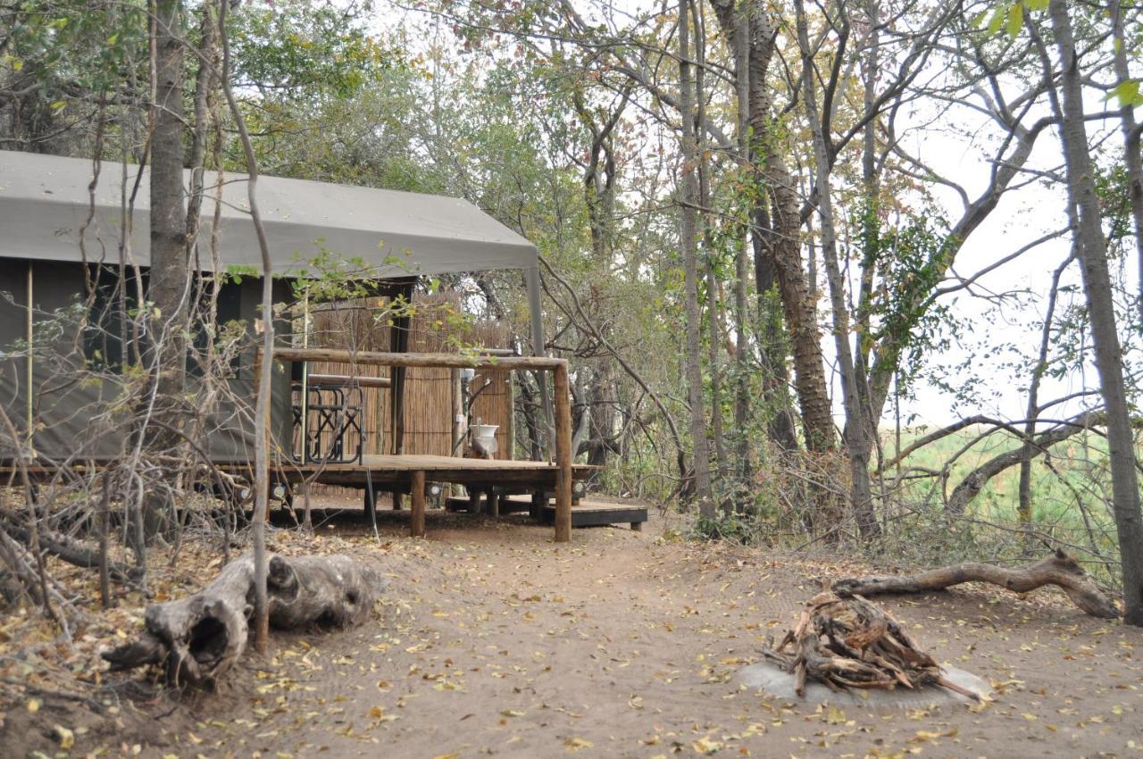 Askiesbos - Samochima Bush Camp Shakawe 외부 사진