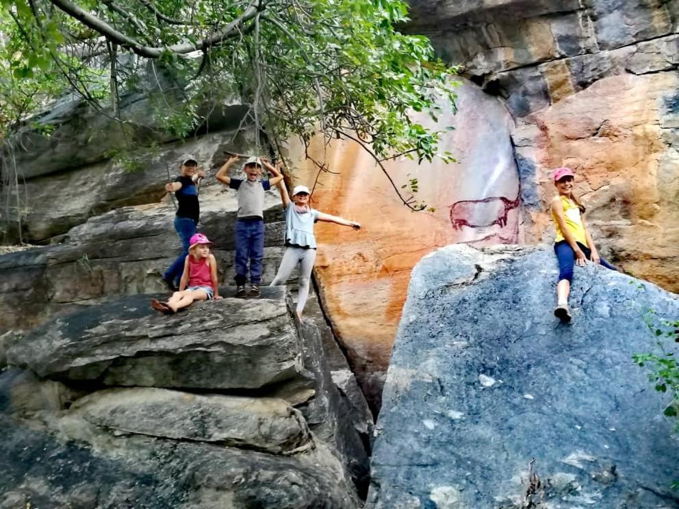 Askiesbos - Samochima Bush Camp Shakawe 외부 사진
