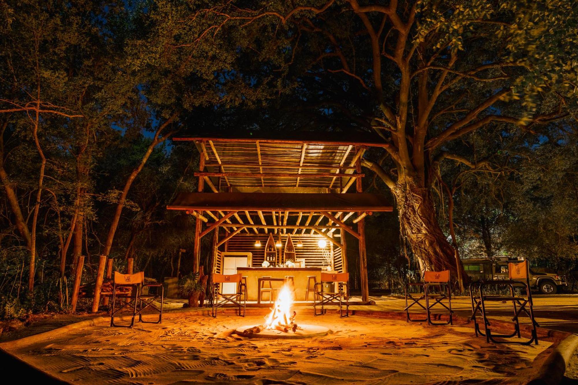 Askiesbos - Samochima Bush Camp Shakawe 외부 사진